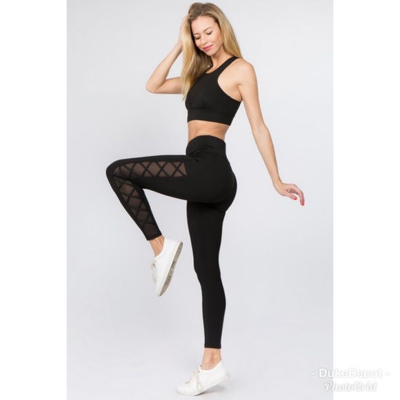 Yelete Active Lace-Up Mesh Side Workout Leggings - Picture 4 of 8